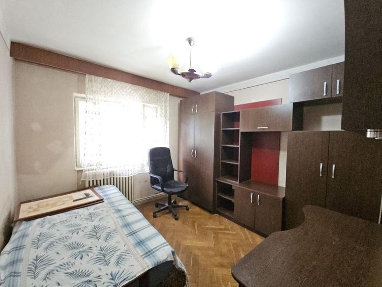 Apartament cu 4 camere decomandat în Mănăștur