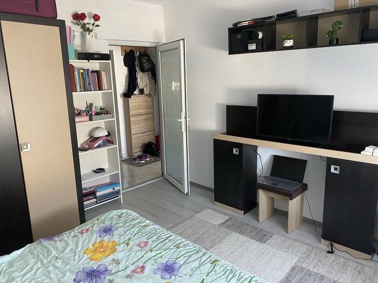 Garsonieră decomandată în Exterior Vest