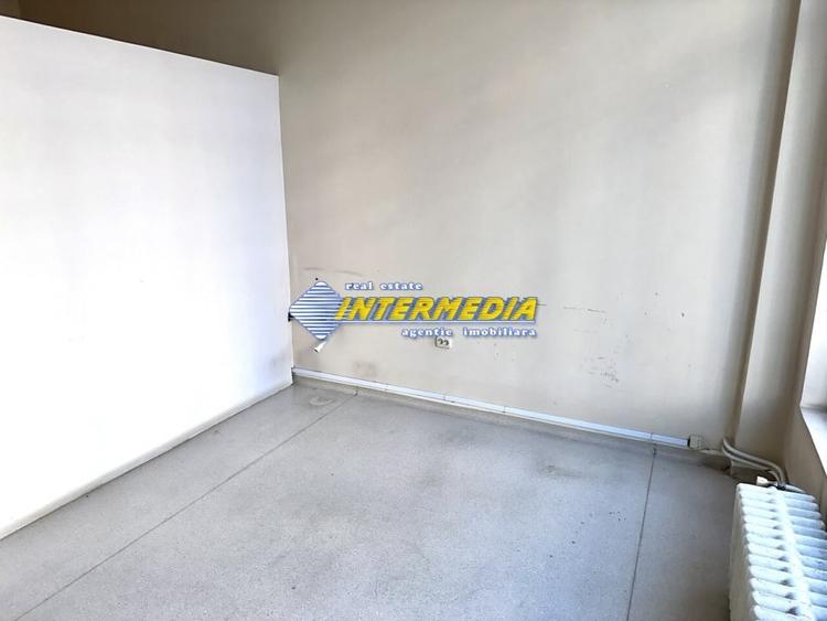 Spațiu comercial, de 330 mp, în Cetate