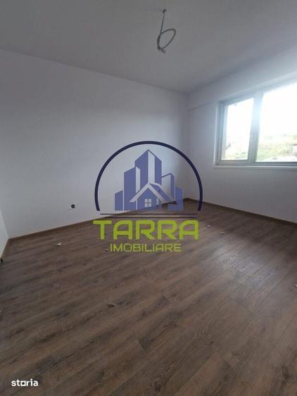 Apartament cu 3 camere decomandat în Cetate