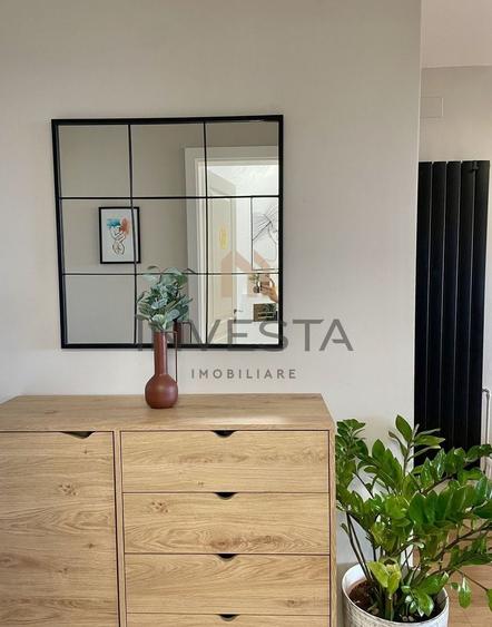 Apartament cu 4 camere semidecomandat, mobilat în Bună Ziua