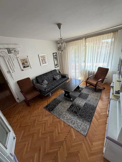 Apartament cu 3 camere semidecomandat în Take Ionescu