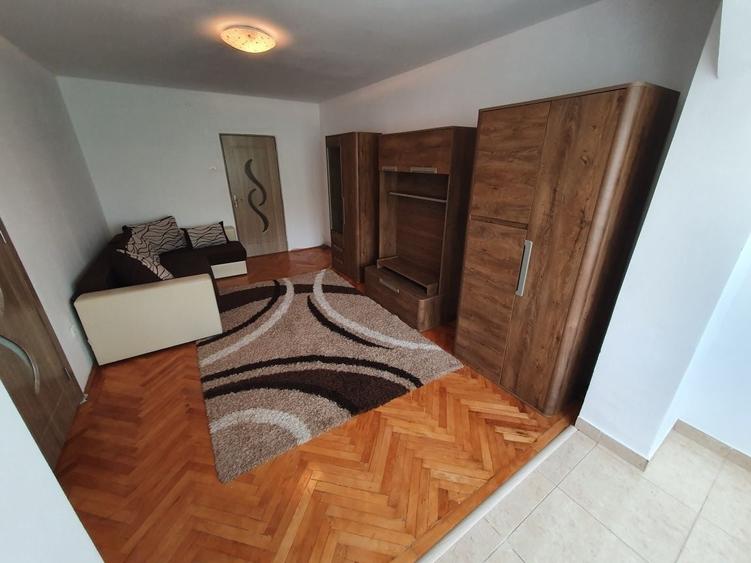 Apartament cu 2 camere decomandat în Bălcescu