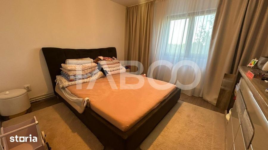 Apartament 4 camere decomandat 2 bai pivnita zona Strand Sibiu - 13