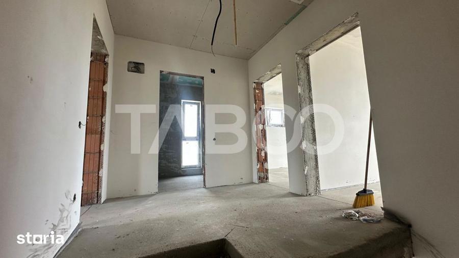 Casă cu 4 camere cu Teren 120 Mp în Central