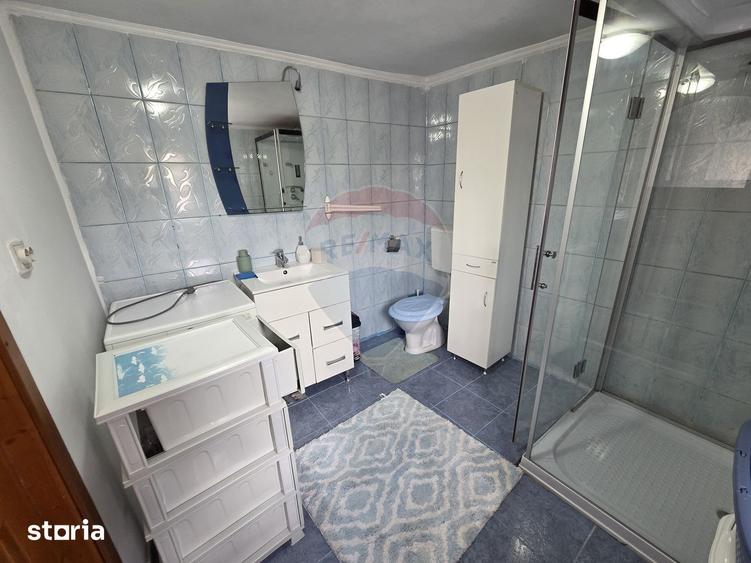 Casă cu 4 camere cu Teren 1050 Mp în Câmpineanca