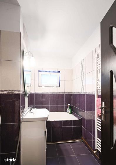 Apartament cu 2 camere semidecomandat în Rovine