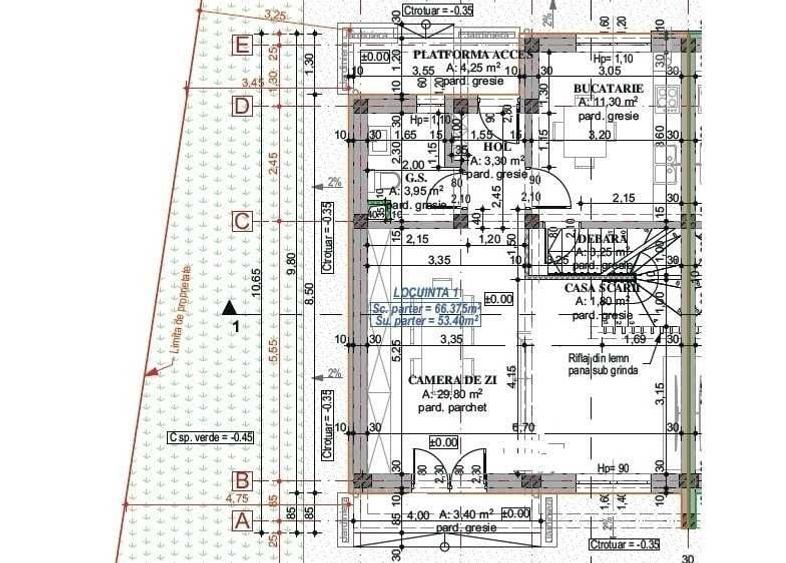 Casă cu 4 camere în Central