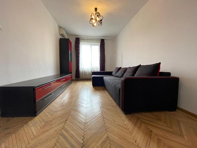 Apartament cu 2 camere semidecomandat, mobilat în Floreasca