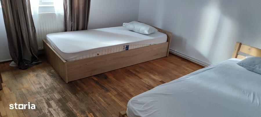Apartament cu 3 camere în Valea Cetății