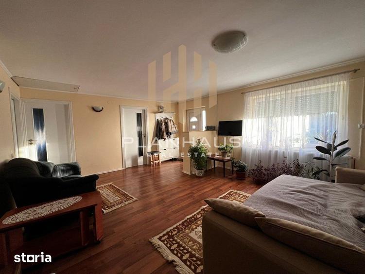 Casă cu 5 camere cu Teren 27 Mp în Cicârlău