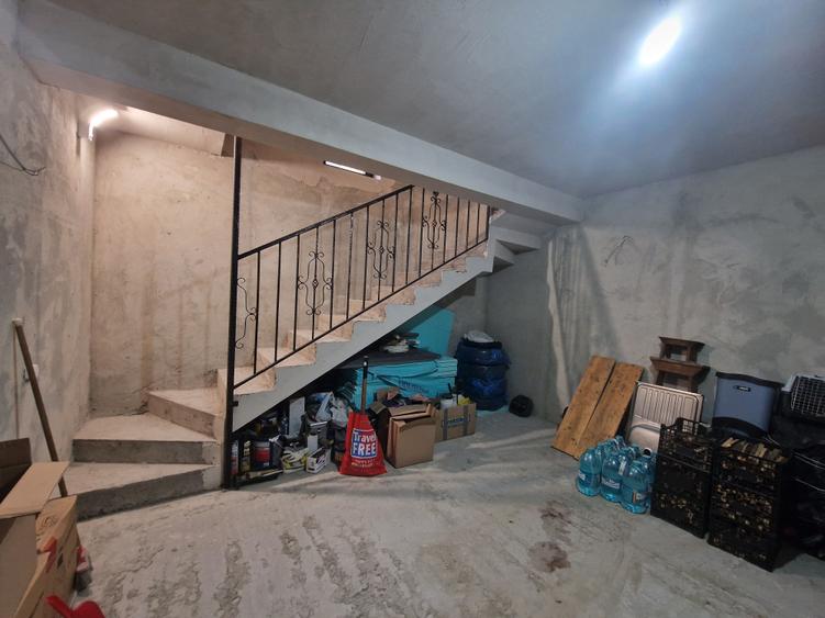 Casă individuală cu 5 camere cu Teren 420 Mp în Cumpăna