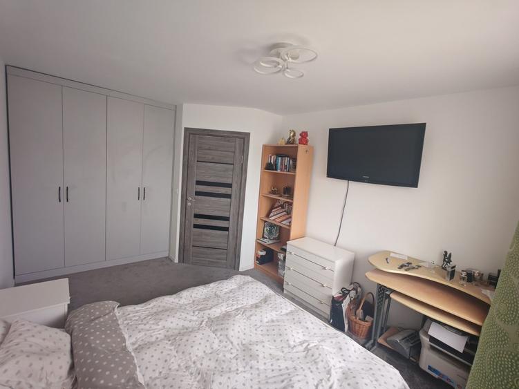 Apartament cu 3 camere decomandat în Paltin