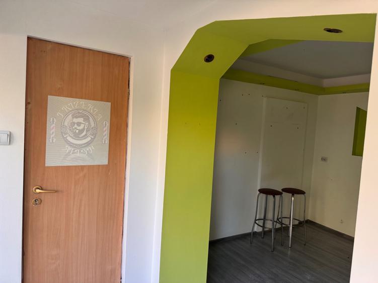 Spațiu comercial, de 30 mp, în Deve