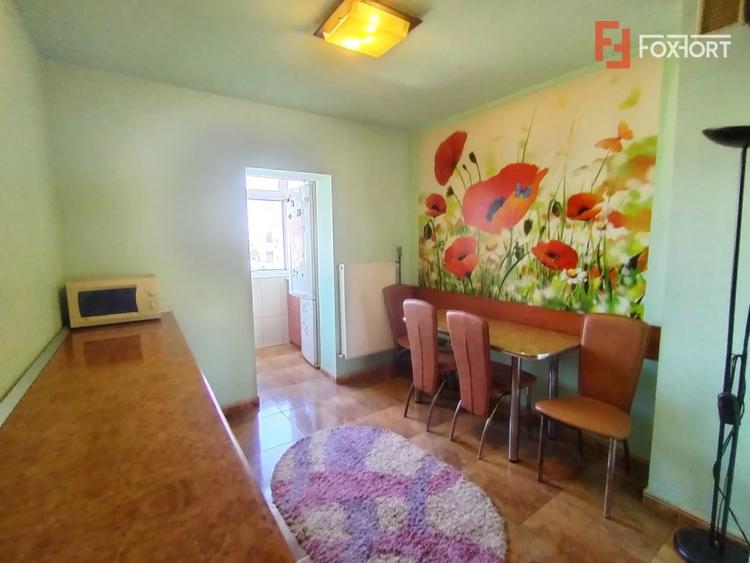 Apartament cu 2 camere decomandat, mobilat în Girocului