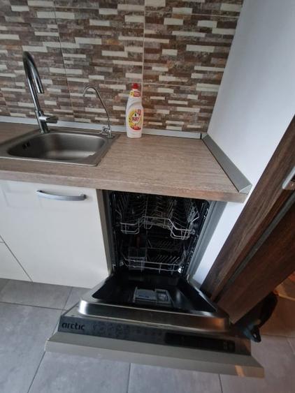 Apartament cu 2 camere decomandat, mobilat în Theodor Pallady
