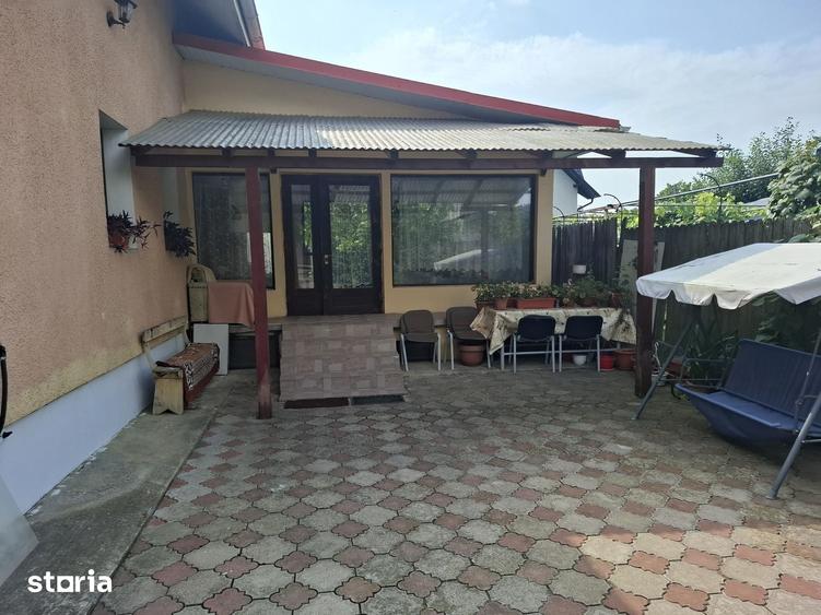 Casă cu 5 camere cu Teren 560 Mp în Hemeiuș