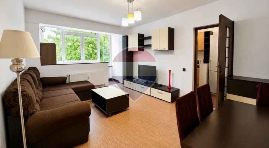 Apartament cu 2 camere, mobilat în P-ța Victoriei