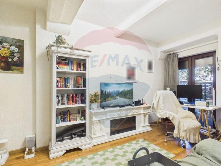 Apartament cu 2 camere semidecomandat, mobilat în Primăverii