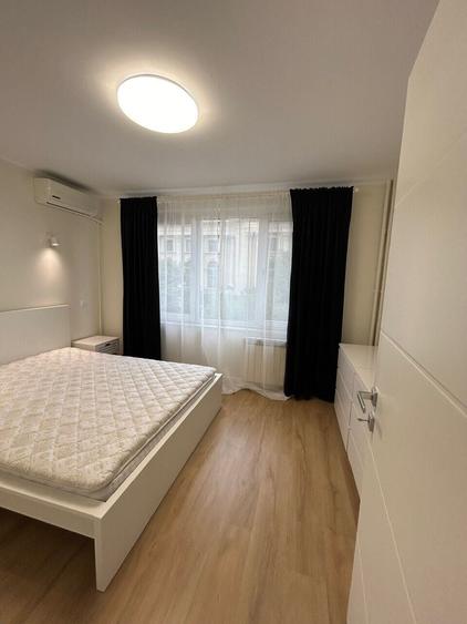 2-room apartment | view Sala Palatului park | subway Piata Romana | - 8
