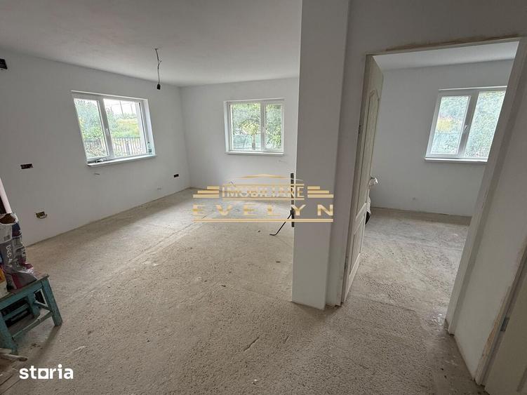 Casă cu 3 camere decomandat cu Teren 509 Mp în Central