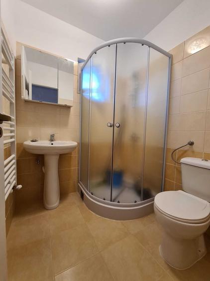 Apartament cu 3 camere decomandat în Ștrand