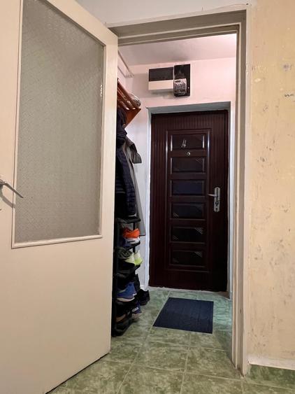 Apartament cu 3 camere decomandat în Metalurgie
