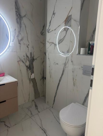 Apartament cu 2 camere decomandat în Florești