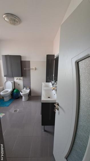 Casă cu 5 camere cu Teren 408 Mp în Găgeni