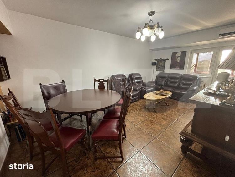 Apartament cu 3 camere decomandat în Central