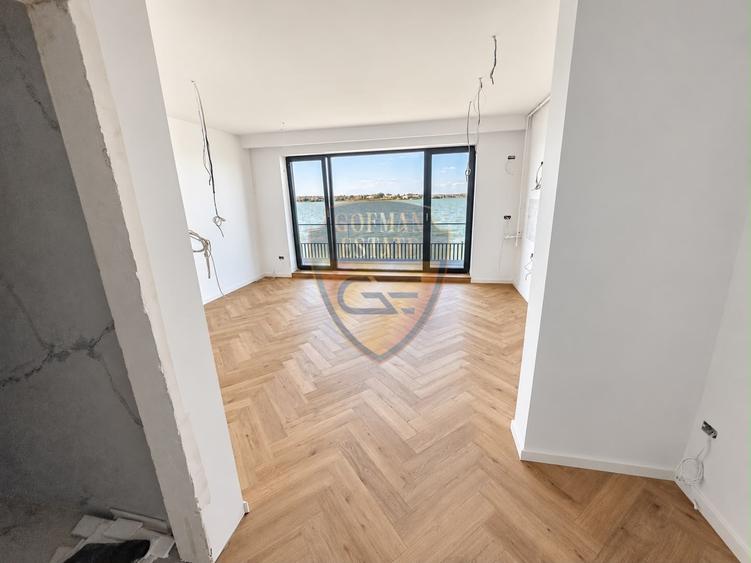 Apartament cu 3 camere decomandat în Mamaia