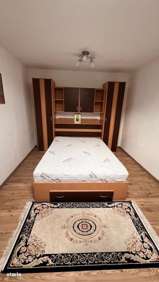Apartament cu 2 camere decomandat în Podgoria