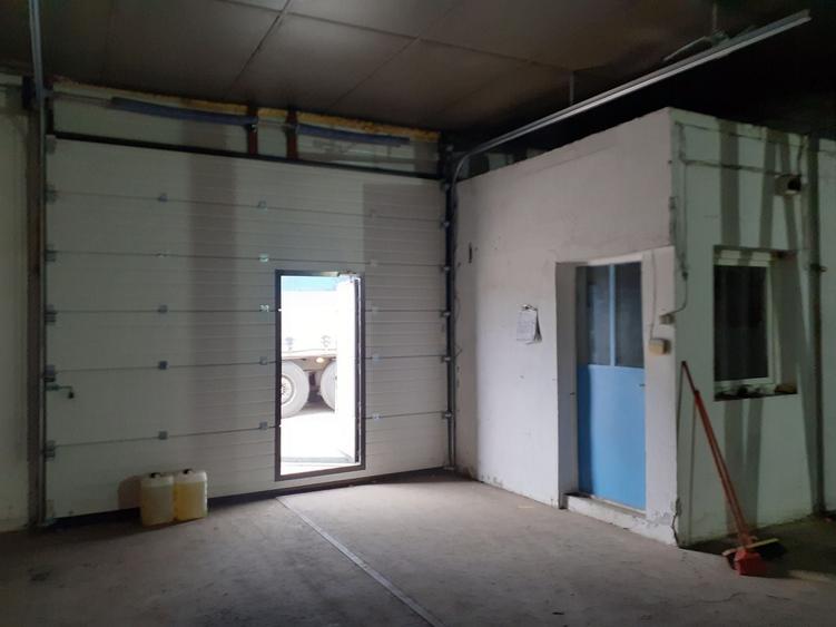 Spațiu industrial, de 725 mp, în Exterior Est