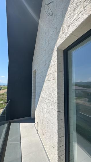 Casă cu 3 camere în Cristian