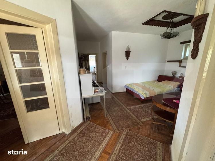 Casă cu 4 camere în Vinerea