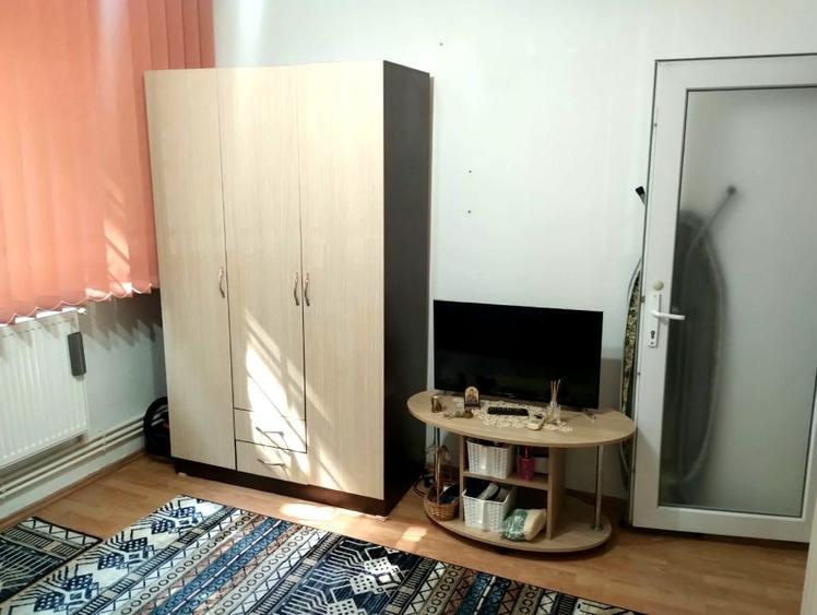 Apartament cu 2 camere decomandat, mobilat în CET