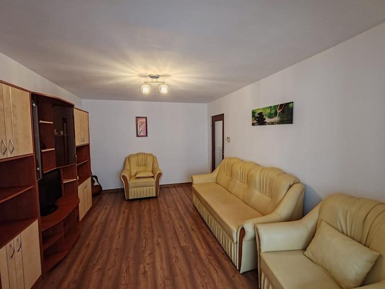 Apartament cu 2 camere decomandat, mobilat în Gării