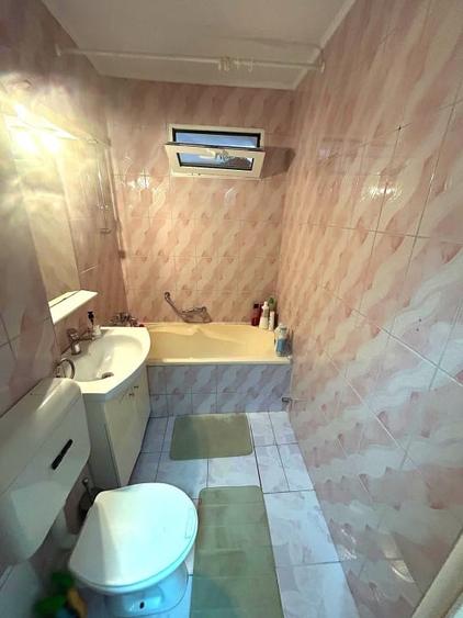 Apartament cu 2 camere semidecomandat, mobilat în Bucureștii Noi