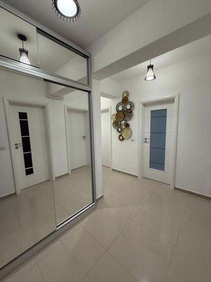 Apartament cu 3 camere decomandat, mobilat în Dobroești