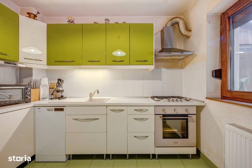 Casă cu 3 camere cu Teren 217.81 Mp în Central