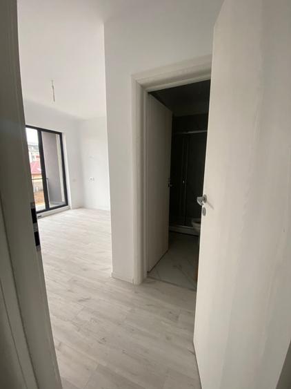 Apartament cu 3 camere decomandat în Militari
