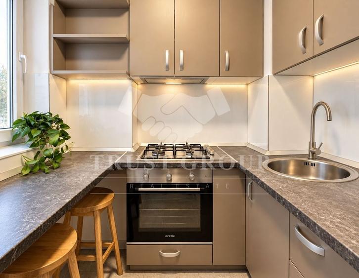 Apartament cu 2 camere decomandat, mobilat în Arcul de Triumf