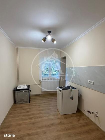 Apartament cu 3 camere decomandat în Salca