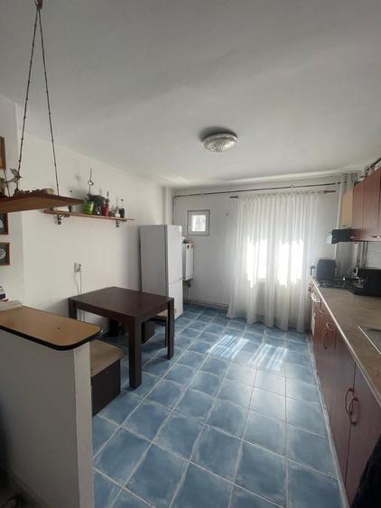 Apartament cu 2 camere decomandat în Mărăști