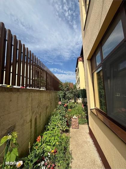 Apartament cu 3 camere, mobilat în Cug