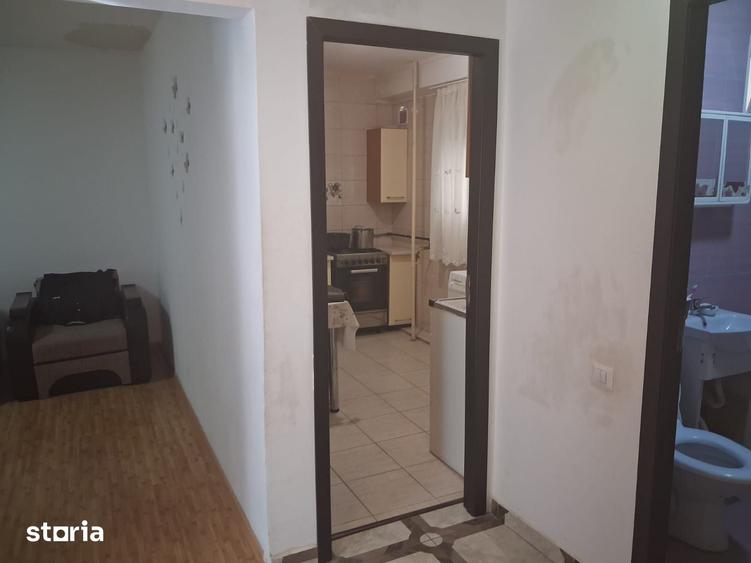 Apartament cu 2 camere decomandat în Giurgiului