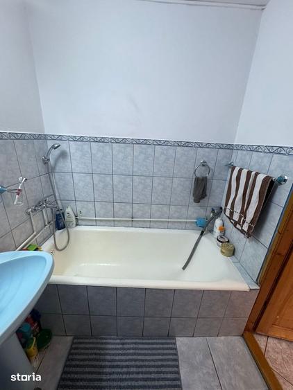 Apartament cu 2 camere decomandat în Crihala