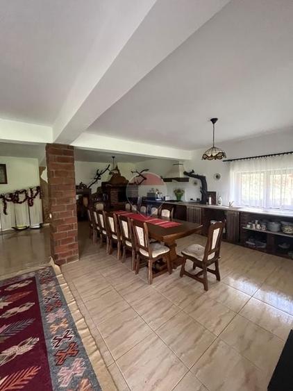 Hotel/Pensiune, de 280 mp, în Teceu Mic