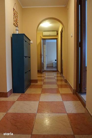 Apartament cu 3 camere decomandat în Faleza Nord