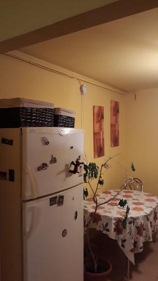 Apartament cu 4 camere decomandat în Gorjului